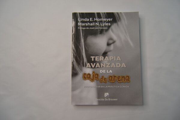 Libro Terapia avanzada de la caja de arena